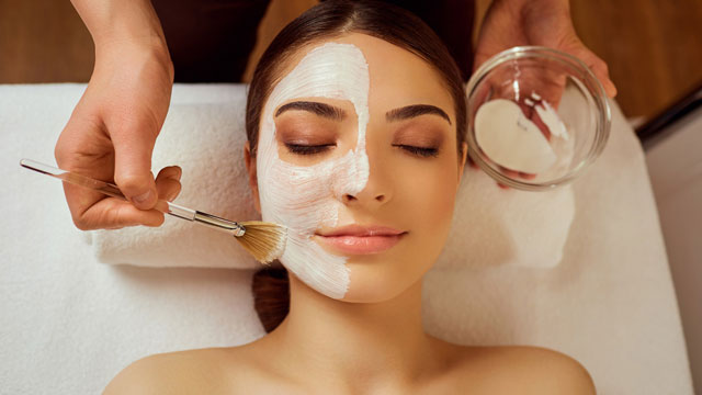 Vitamin C Radiance Facial